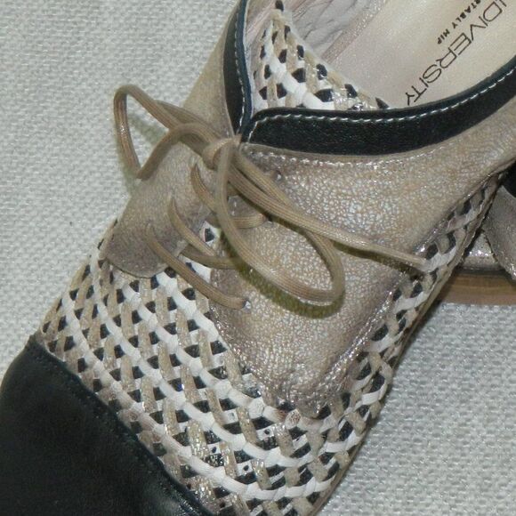 Unity In Diversity Oxford Black Gold Metallic Open Back Flats  Size 39  U.S. 8.5 - Picture 7 of 13